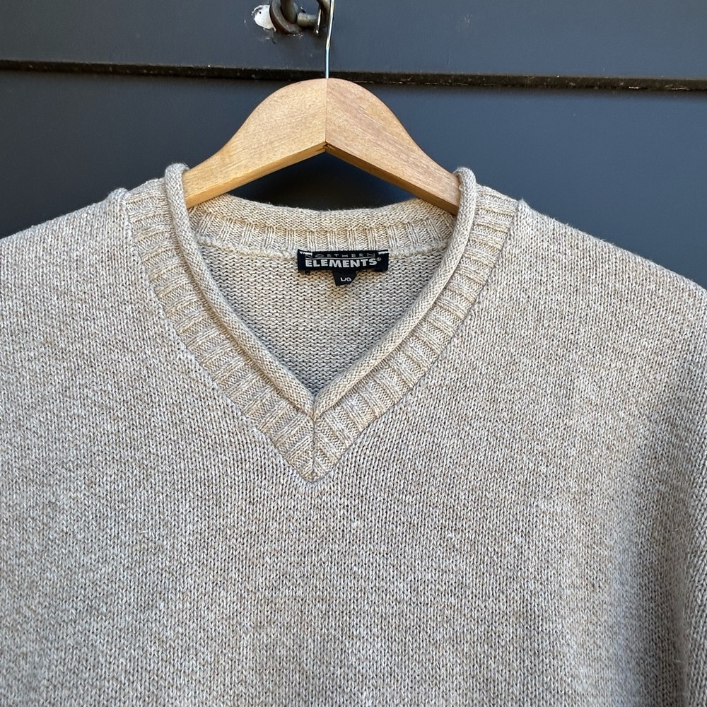 Vintage Northern Elements Men's Oatmeal V-Neck Cotton Sweater Size L